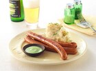 Bratwurst mit Kartoffelstock und Wasabi Sauce.jpg